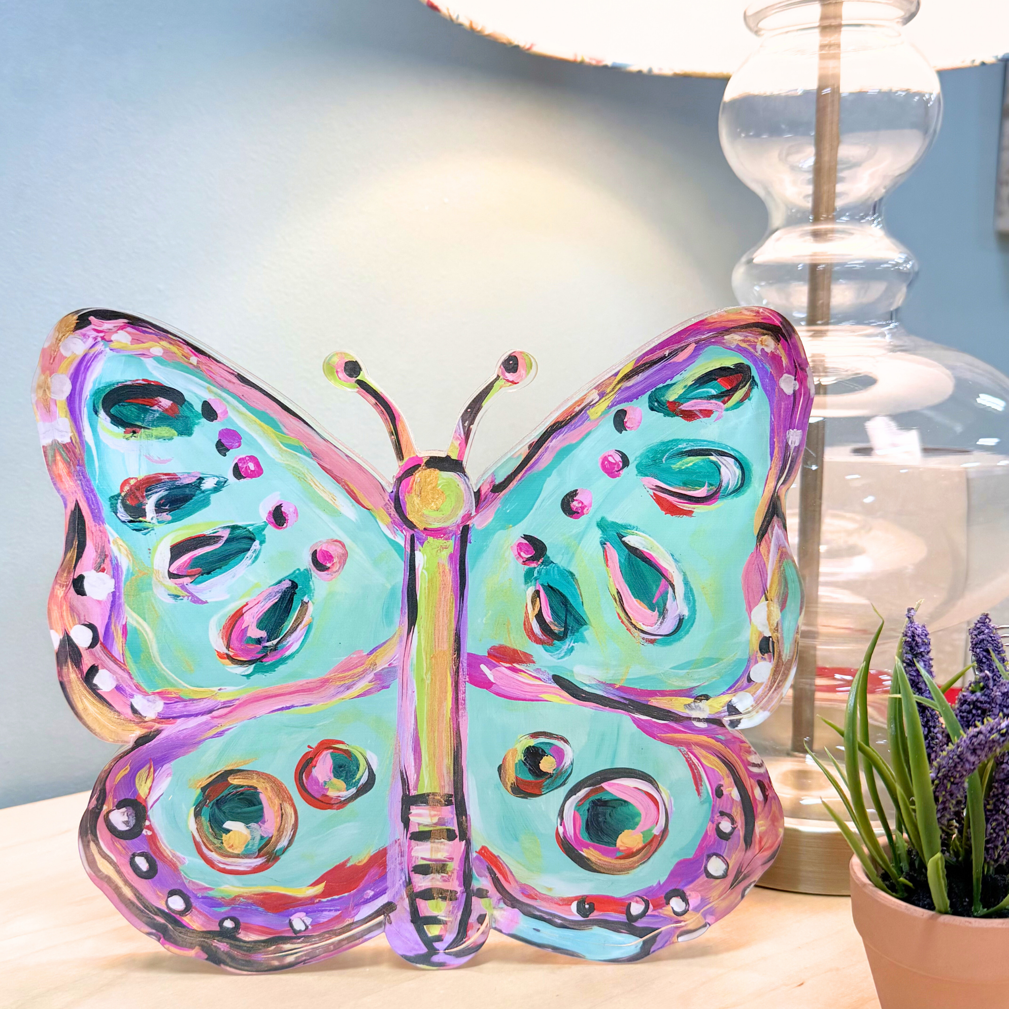 Glory Haus Butterfly Acrylic Stand - Thumbnail 3